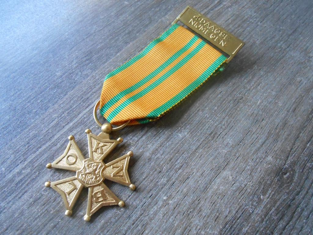 Medaille Vierdaagse Nijmegen voor de 1ste keer, Verzamelen, Militaria | Algemeen, Landmacht, Lintje, Medaille of Wings, Nederland