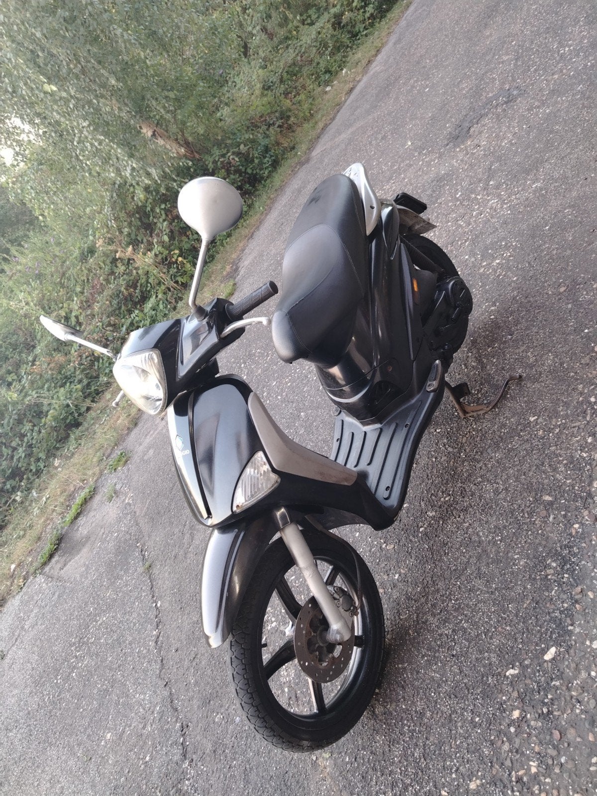 Piaggio Liberty 50cc uit 2011 - Start en rijdt perfect!, Fietsen en Brommers, Ophalen of Verzenden, Gebruikt, Benzine, Overige modellen