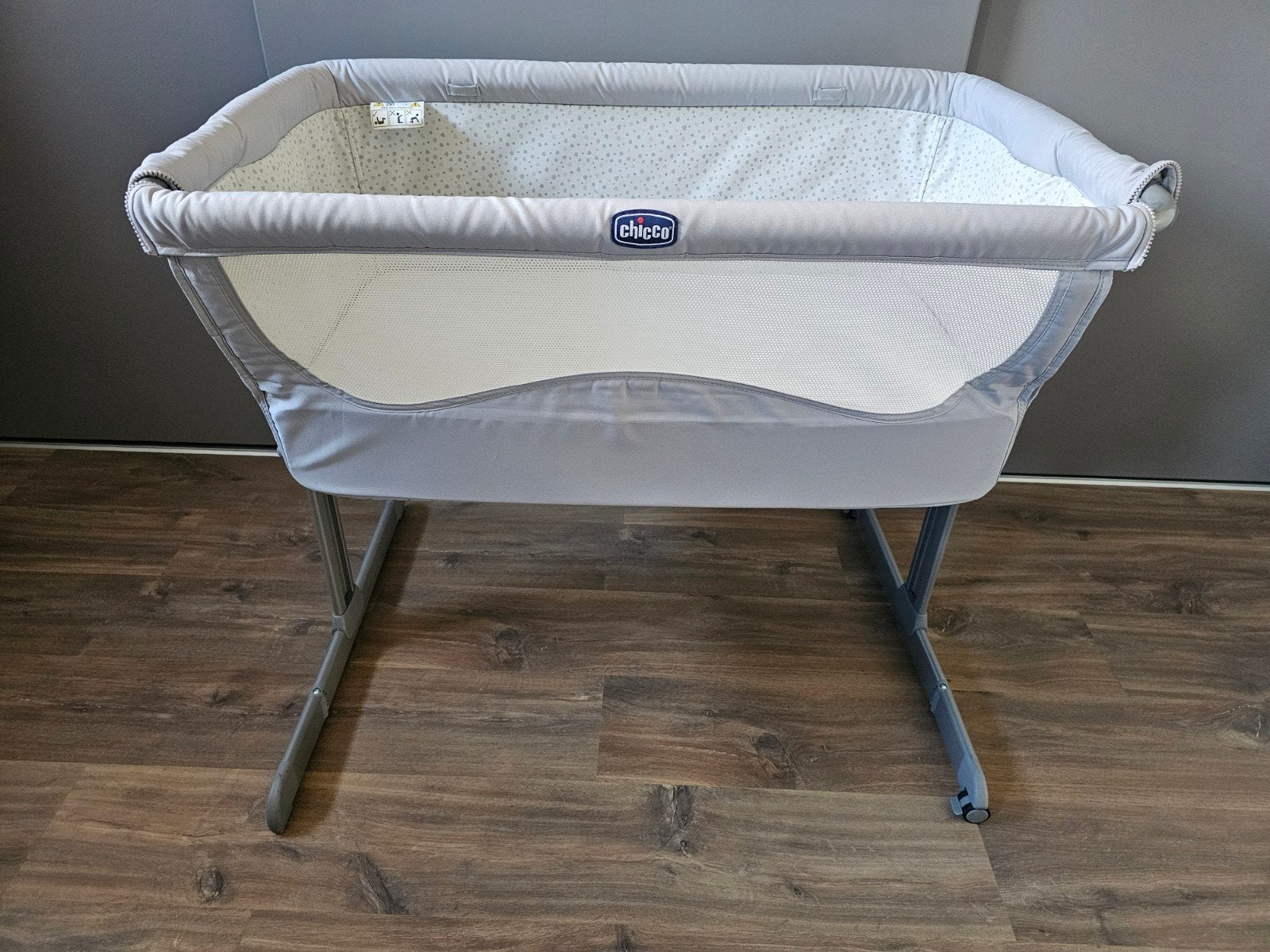 Chicco Next2Me Essential Co-Sleeper Wieg - Grijs, Ophalen, Zo goed als nieuw, Wieg