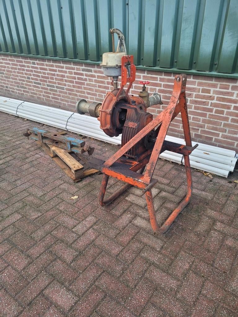 waterpomp V&g 8/ 00 op bok, Tuin en Terras, Waterpompen, Ophalen, Gebruikt, Handmatig, Beregeningspomp