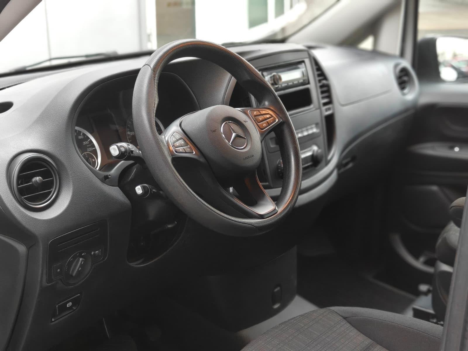 Mercedes-Benz Vito Tourer 114 BlueTEC Pro Extra Lang 8-pers, Auto's, Automaat, Gebruikt, 2000 kg, Wit