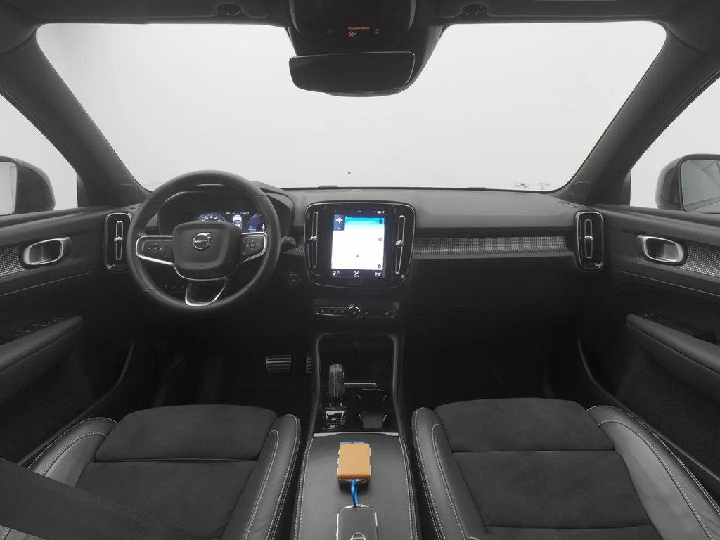Volvo XC40 € 26.700,00, Euro 6, 1712 kg, 129 pk, Leder en Stof