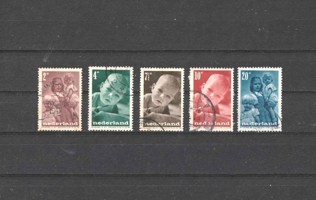 nvph 495 -99 Kinderzegels 1947, Postzegels en Munten, Postzegels | Nederland, Ophalen of Verzenden, Na 1940, Gestempeld