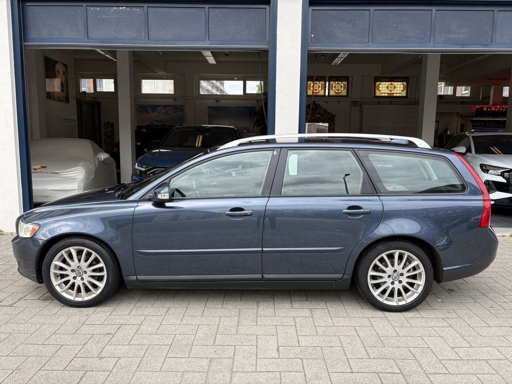 Volvo V50 1.6D S/S (bj 2010), Auto's, Volvo, Voorwielaandrijving, Gebruikt, 4 cilinders, Blauw