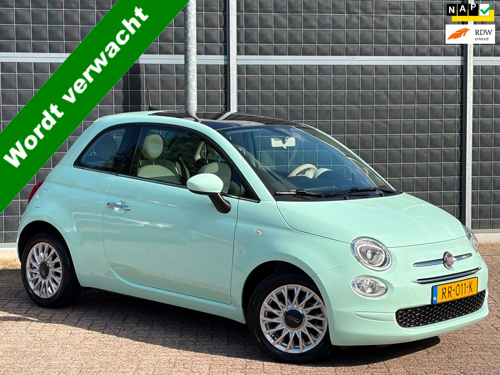 Fiat 500 0.9 Turbo |Lounge | Pano |CarPlay | Verde Lattement, Auto's, Voorwielaandrijving, Dealer onderhouden, Gebruikt, 905 kg