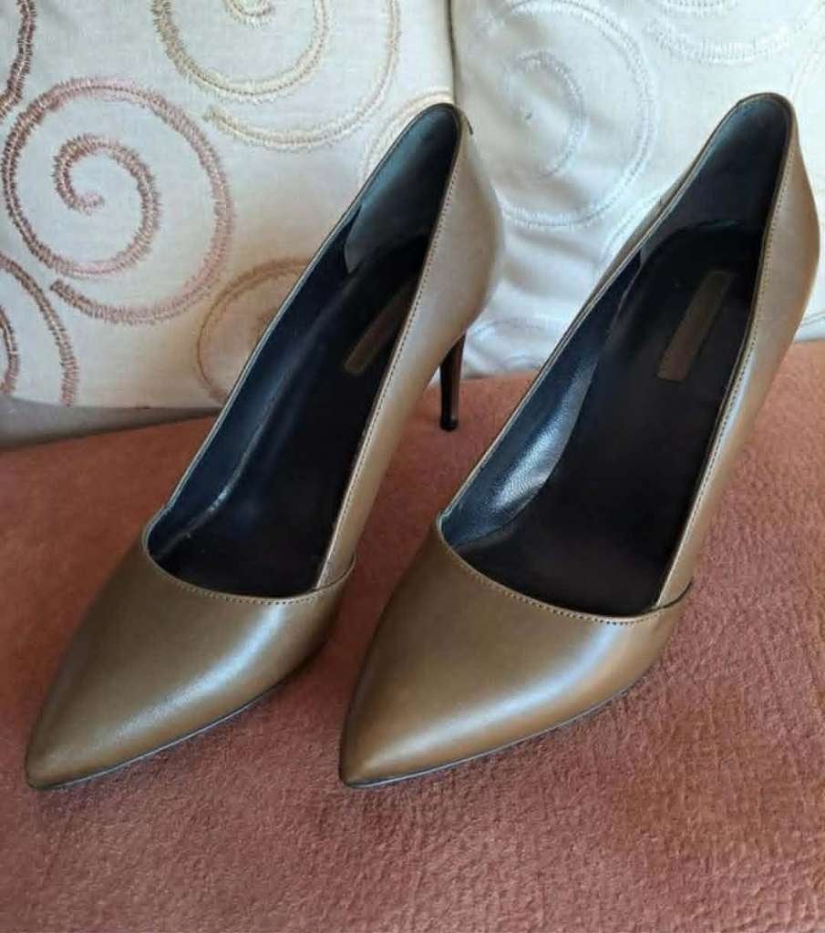 Longchamp, Stijlvolle pumps, hoge hakken, 35,5, NIEUW, Pumps, Overige kleuren, Nieuw, Ophalen of Verzenden