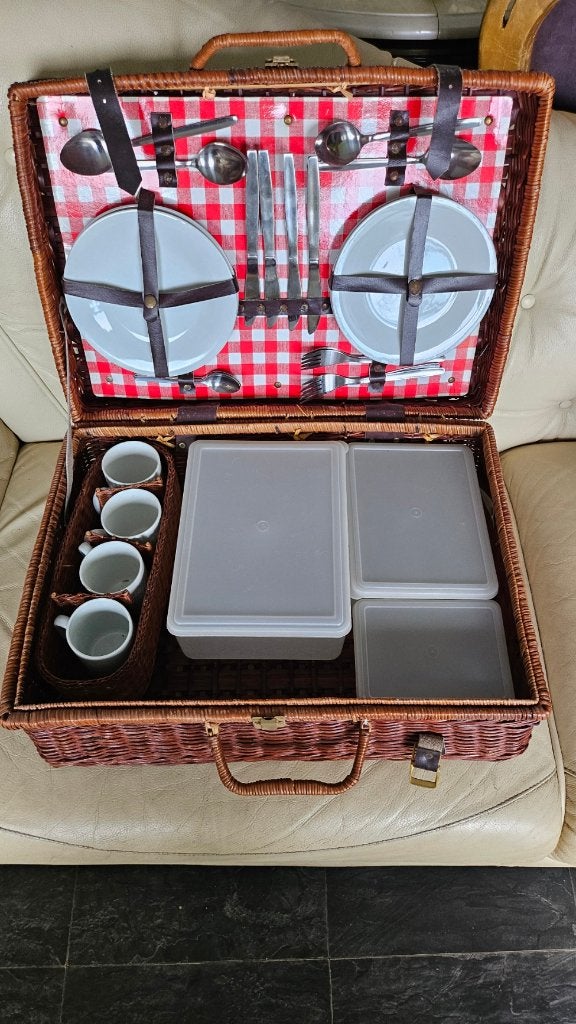 Picknickmand ideaal voor een gezellige picknick!, Ophalen of Verzenden, Gebruikt
