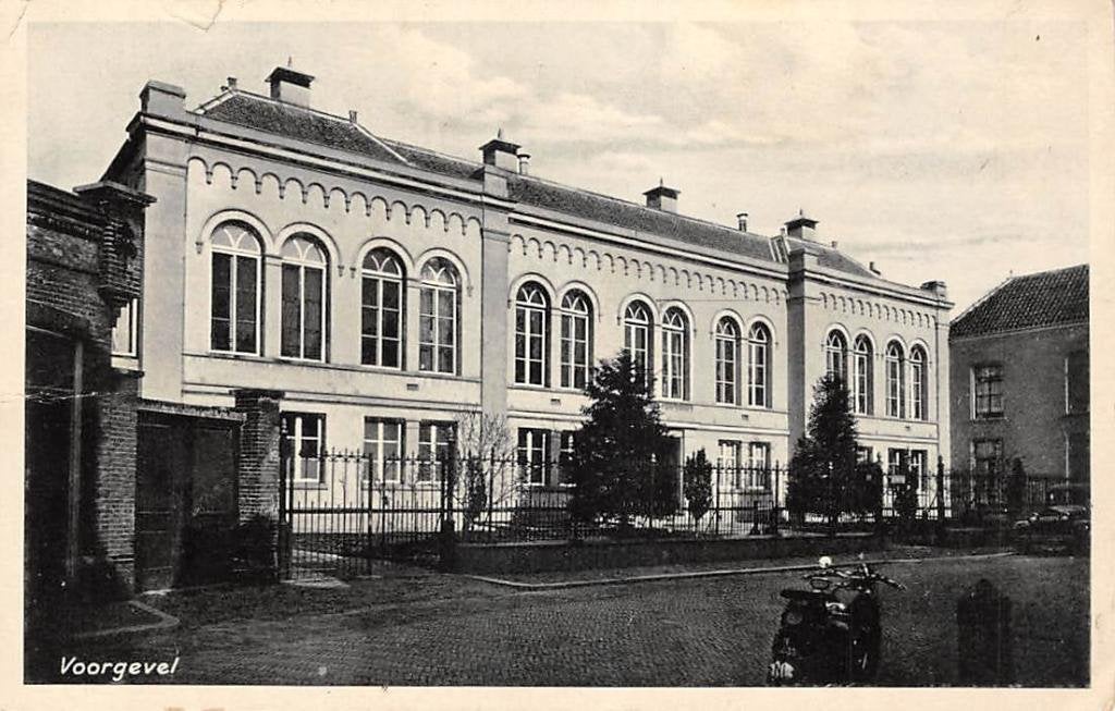 Gorinchem Ziekenhuis in de Haarstraat Voorgevel 1935, Ophalen of Verzenden, 1920 tot 1940, Gelopen, Zuid-Holland