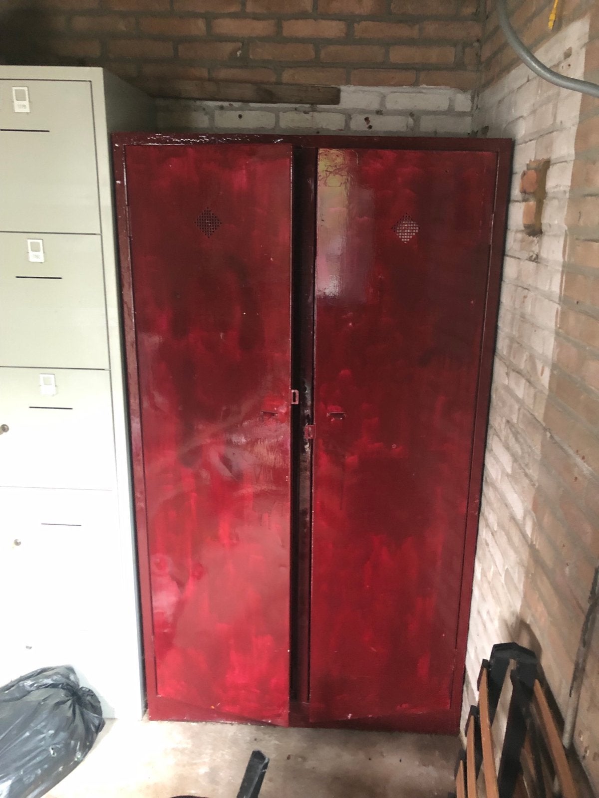 Metalen kast - 180x100x50cm - Rood, Huis en Inrichting, Kasten | Overige, Ophalen, Gebruikt