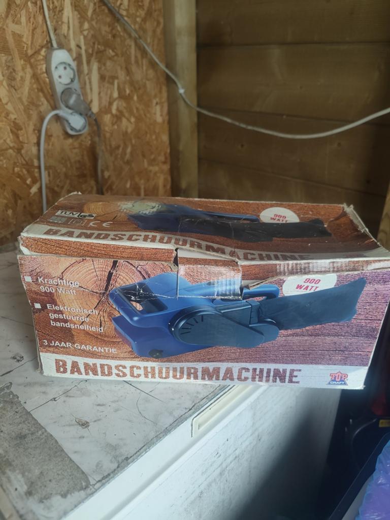 Krachtige 900W bandschuurmachine - Ideaal voor houtbewerking, Ophalen, Gebruikt, 600 tot 1200 watt, Bandschuurmachine
