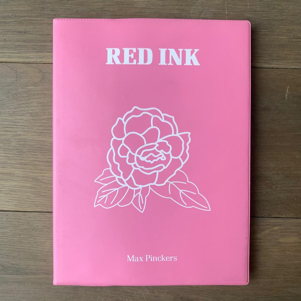 Red Ink - Max Pinckers (gesigneerd), Boeken, Ophalen of Verzenden, Zo goed als nieuw, Overige onderwerpen