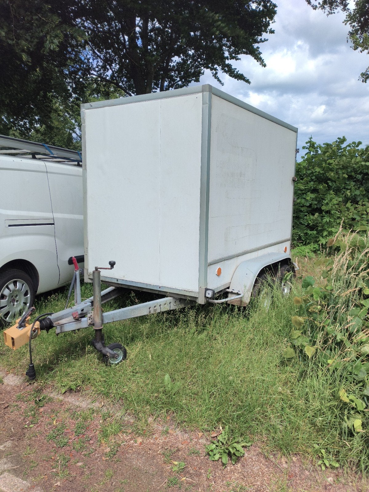 Gesloten aanhangwagen - max 2000kg dubbele as., Auto diversen, Aanhangers en Bagagewagens, Gebruikt, Ophalen