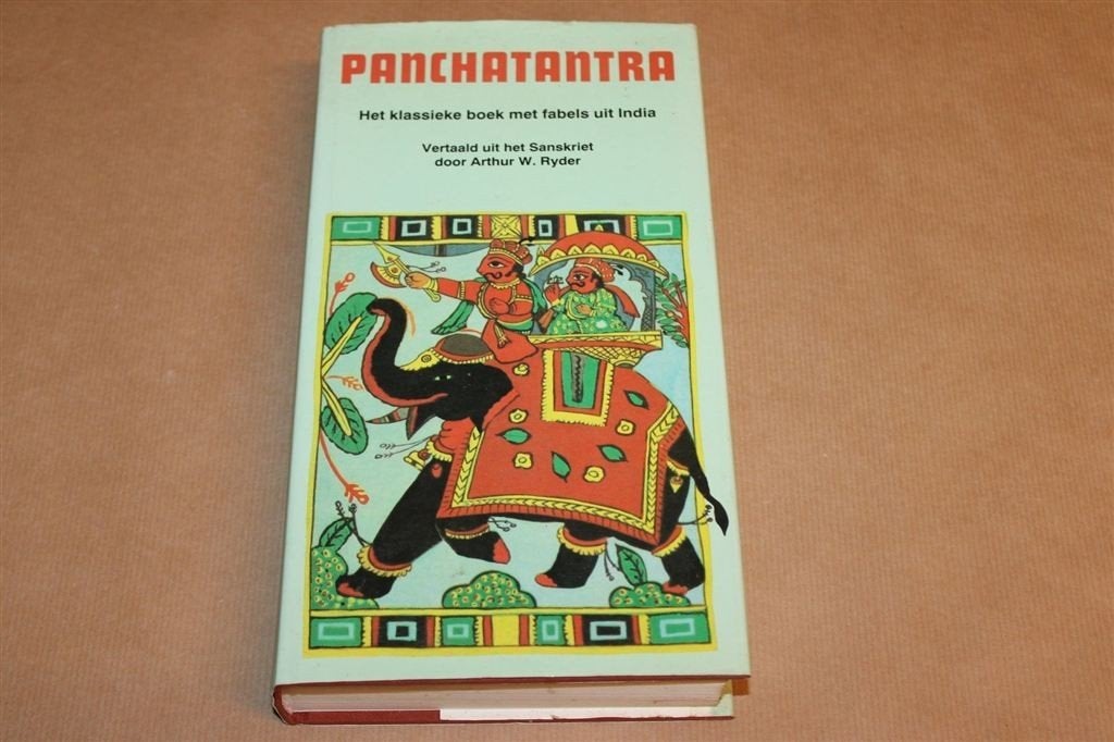 Panchatantra — Klassieke Indiase Fabels, Ankh-Hermes 1992, Ophalen of Verzenden, Gelezen