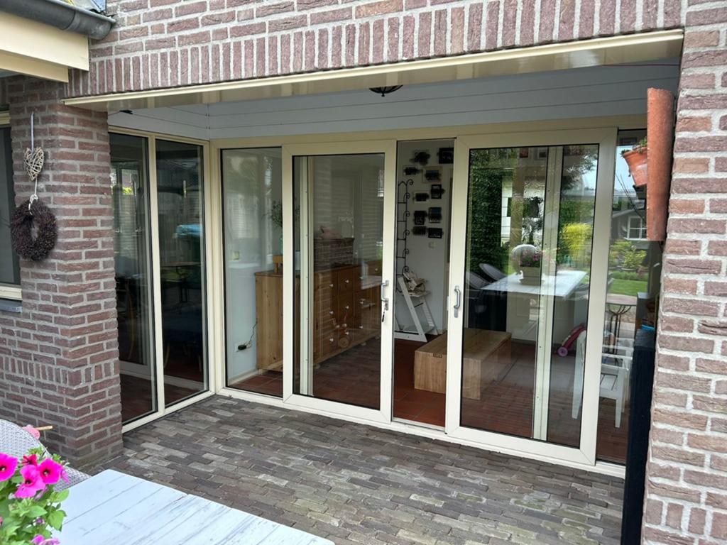 Gebruikte alluminium schuifpui met dubbel glas, Doe-het-zelf en Verbouw, Kozijnen en Schuifpuien, Gebruikt, Aluminium, 150 tot 225 cm