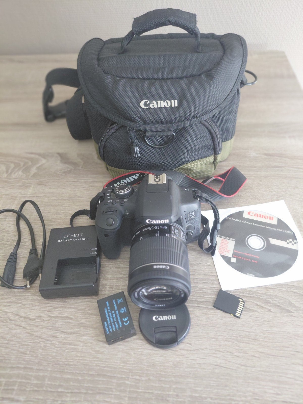 Canon EOS 750D spiegelreflexcamera met WiFi, Gebruikt, Spiegelreflex, Canon, Ophalen of Verzenden