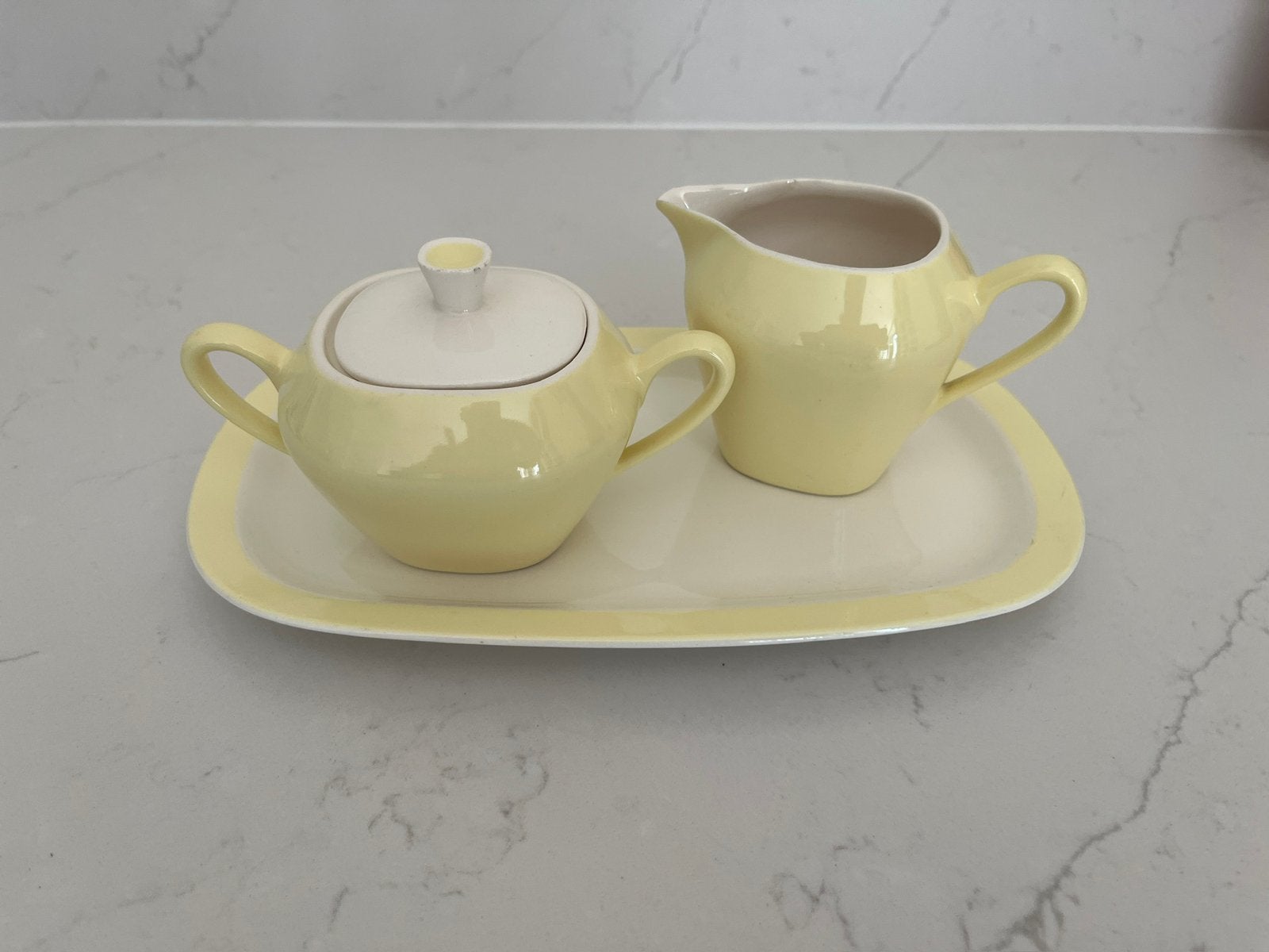 Pastel Regout Amsterdam roomstelletje., Antiek en Kunst, Antiek | Servies los, Ophalen of Verzenden