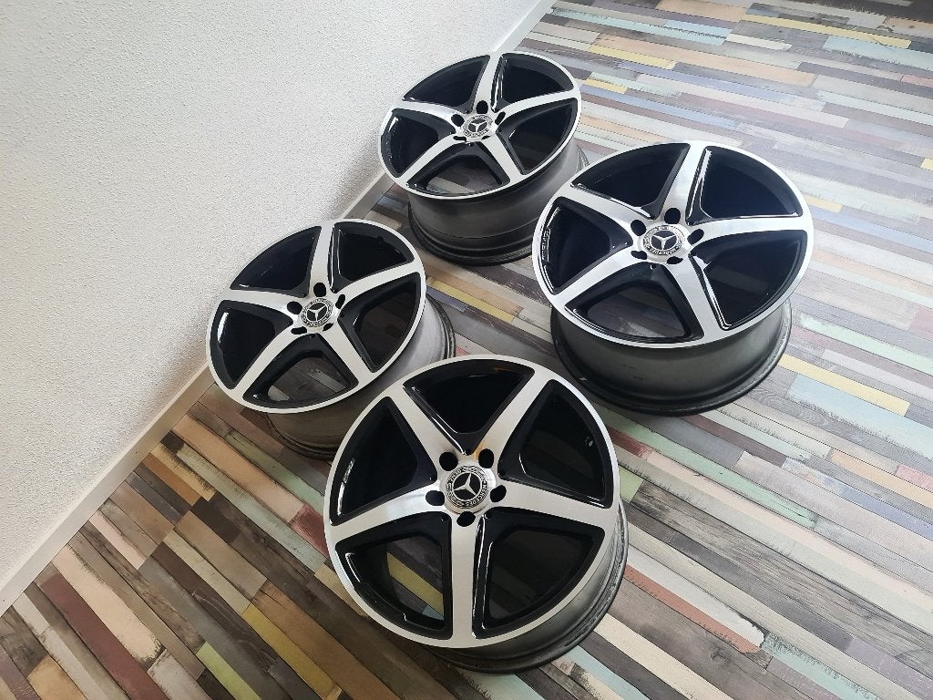 Breedset originele 18 inch Mercedes AMG velgen *Nieuwstaat*!, Ophalen, 18 inch, Velg(en), Nieuw