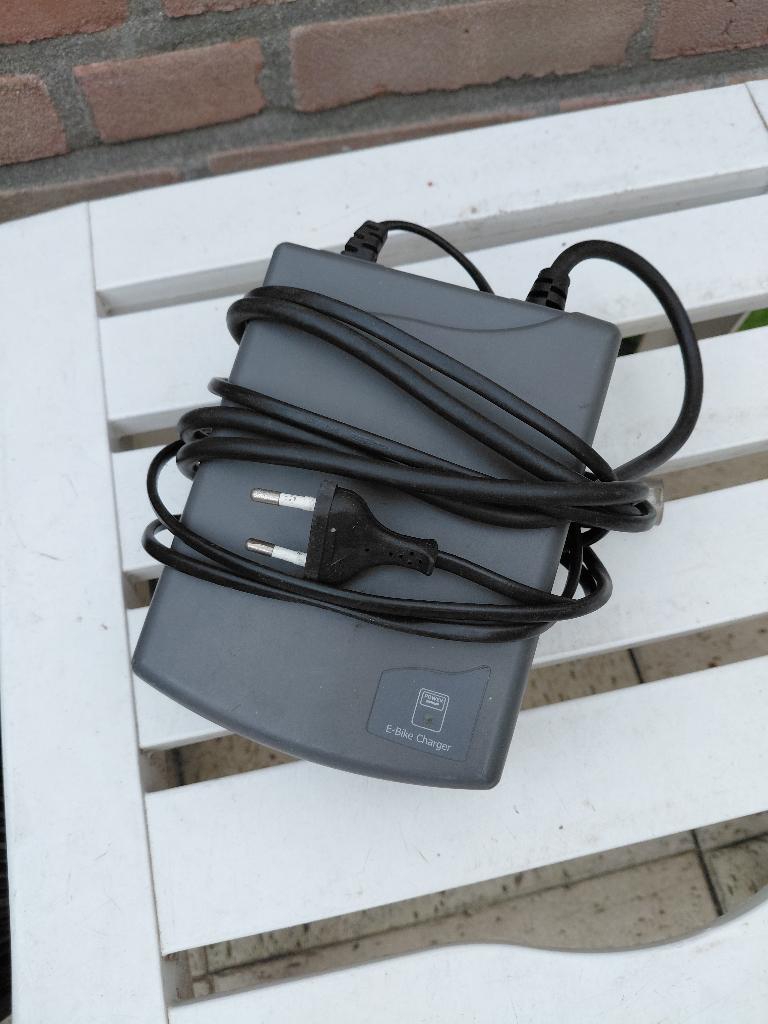 fietsonderdelen, Fietsen en Brommers, Fietsonderdelen, Gebruikt, Zadel, Staal, Elektrische fiets, Oldtimerfiets, Stadsfiets, Toerfiets