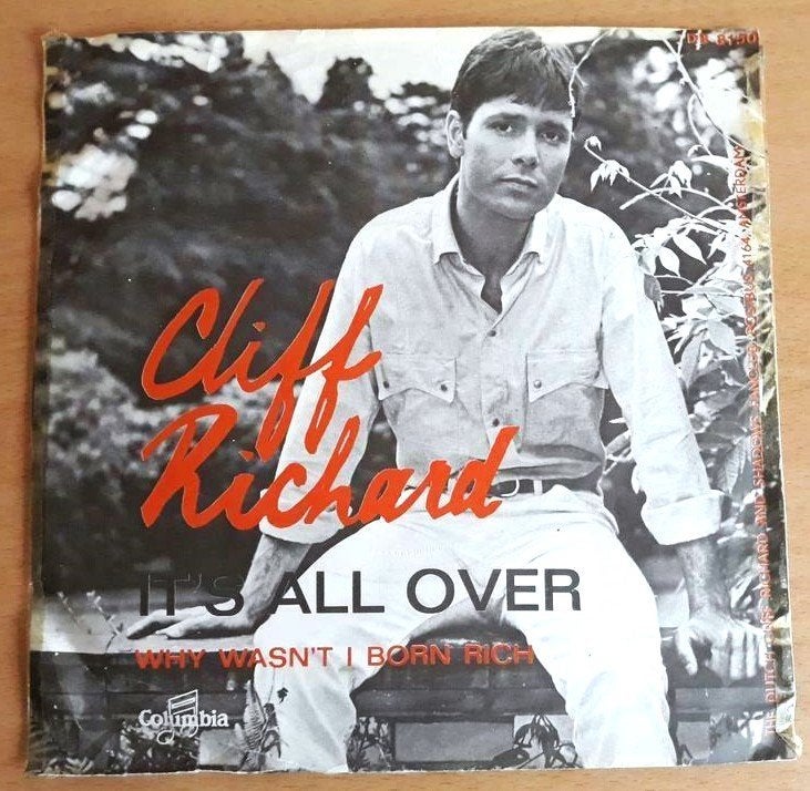 Cliff Richard - It's All Over/Why wasn't I born rich, Gebruikt, 7 inch, Ophalen of Verzenden, Pop