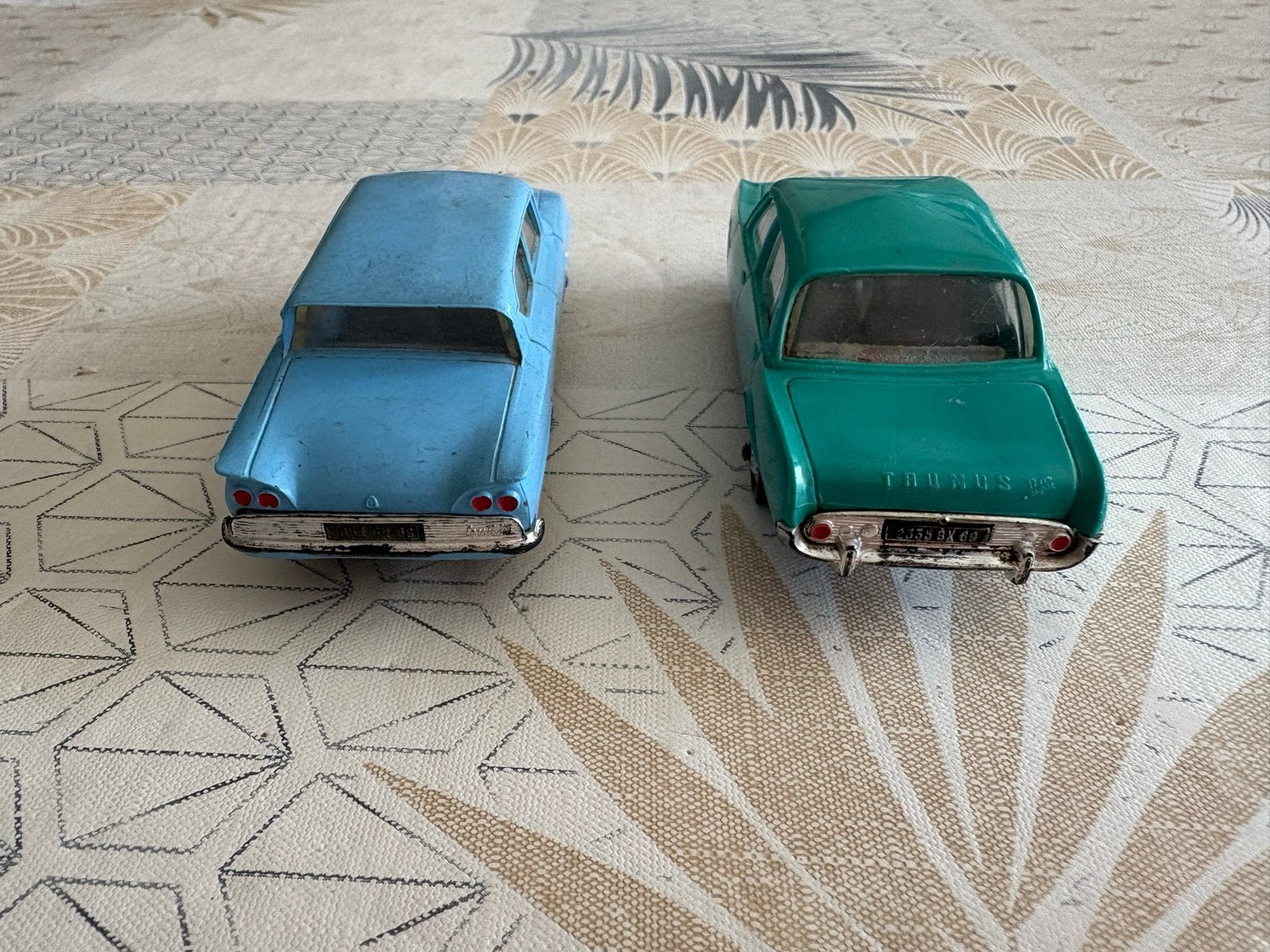 Norev Ford Consul 315 & Ford Taunus 17M modelauto's, Ophalen of Verzenden, Gebruikt, Auto, Norev
