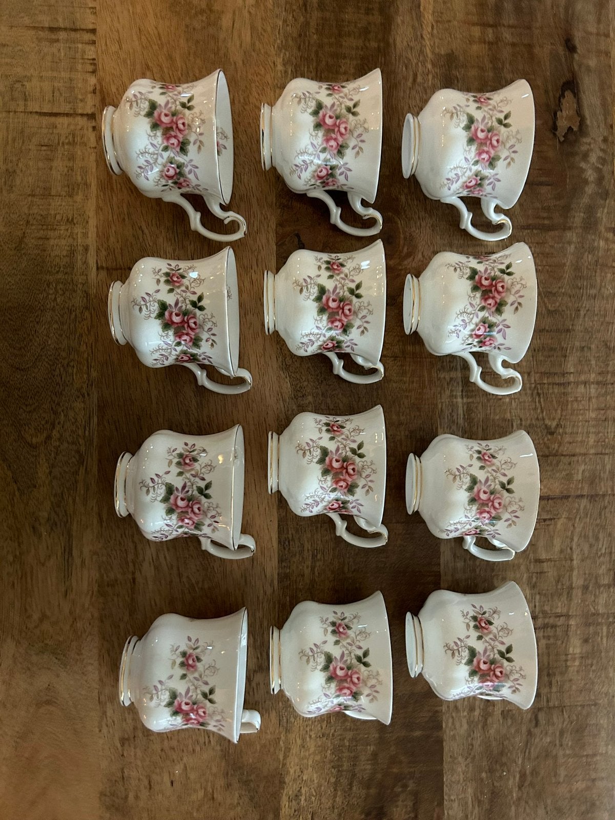Royal Albert lavender rose servies deel 2 zie omschrijving, Antiek en Kunst, Antiek | Servies los, Ophalen of Verzenden