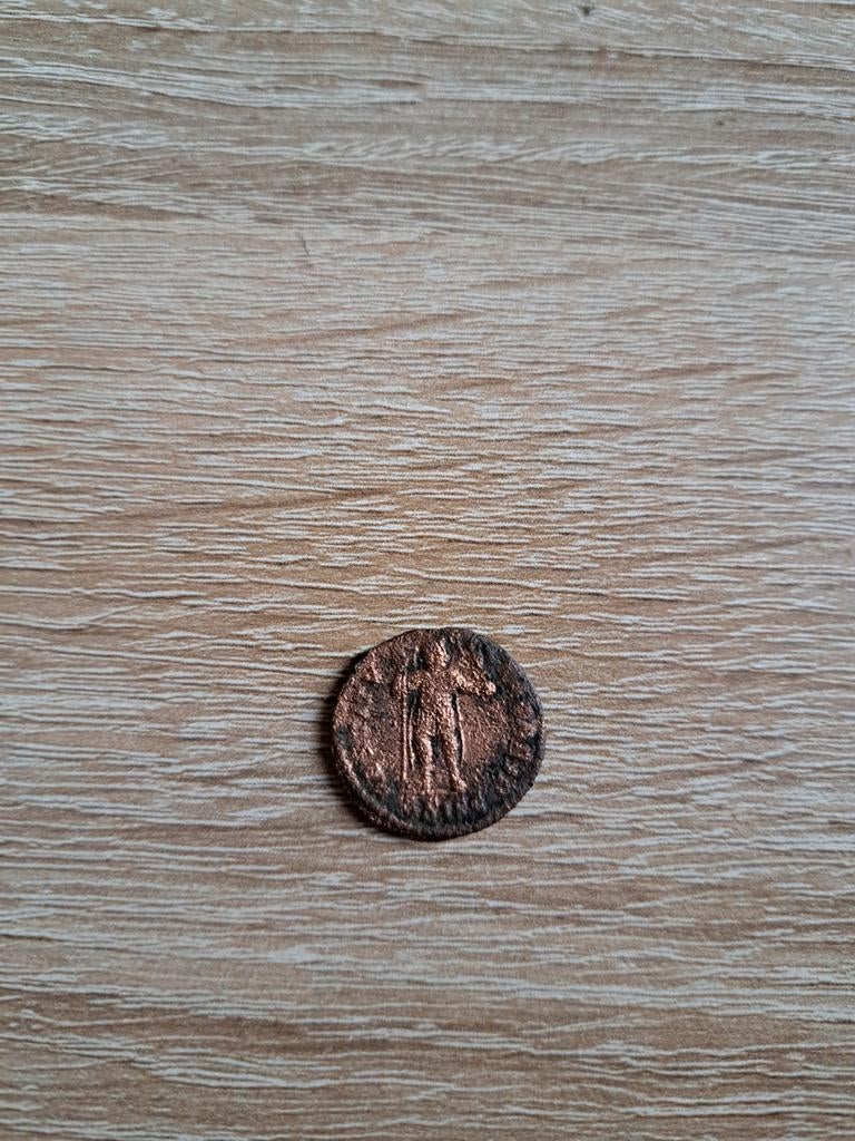 Romeinse sestertius munt? Kanishka? antiek verzamel object, Ophalen of Verzenden, Italië, Losse munt