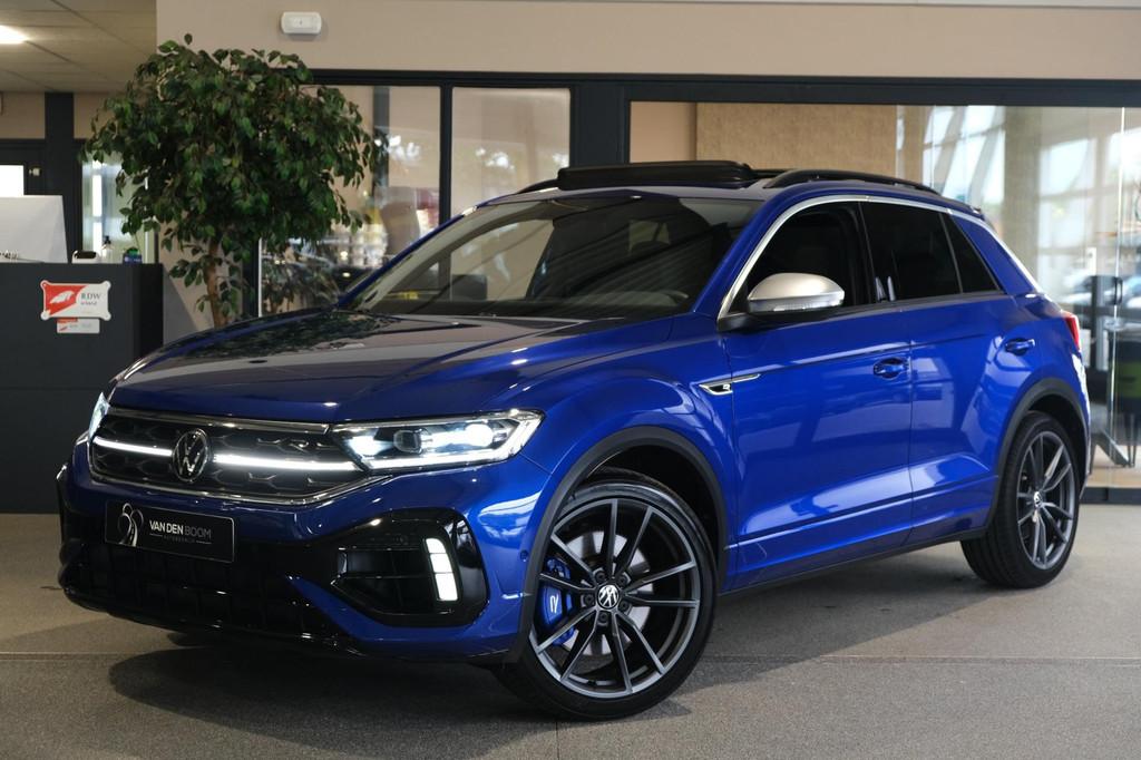 Volkswagen T-Roc 2.0 TSI 4Motion R 300PK Facelift Akra Pano, Auto's, Automaat, Stof, 4 cilinders, 1984 cc