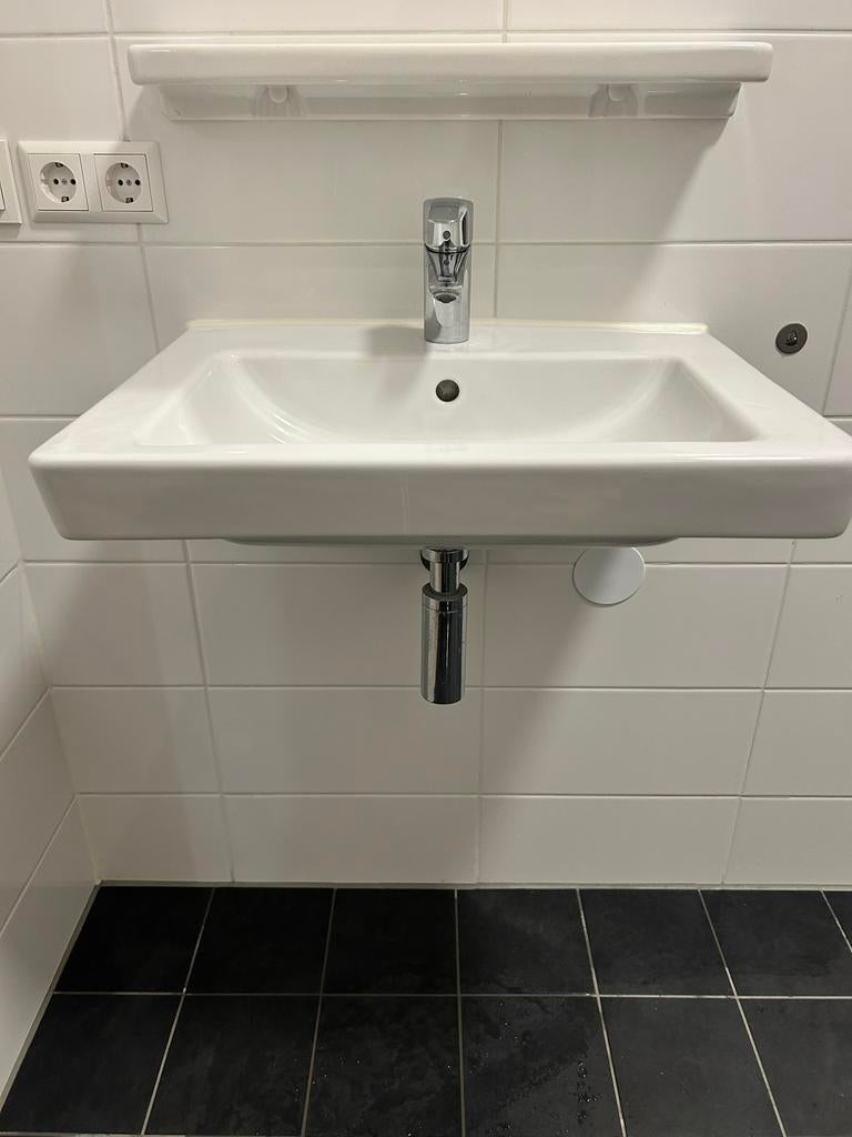 Villeroy & Boch wasbak + porselein plankje (60x47cm), Ophalen, Gebruikt, Wastafel