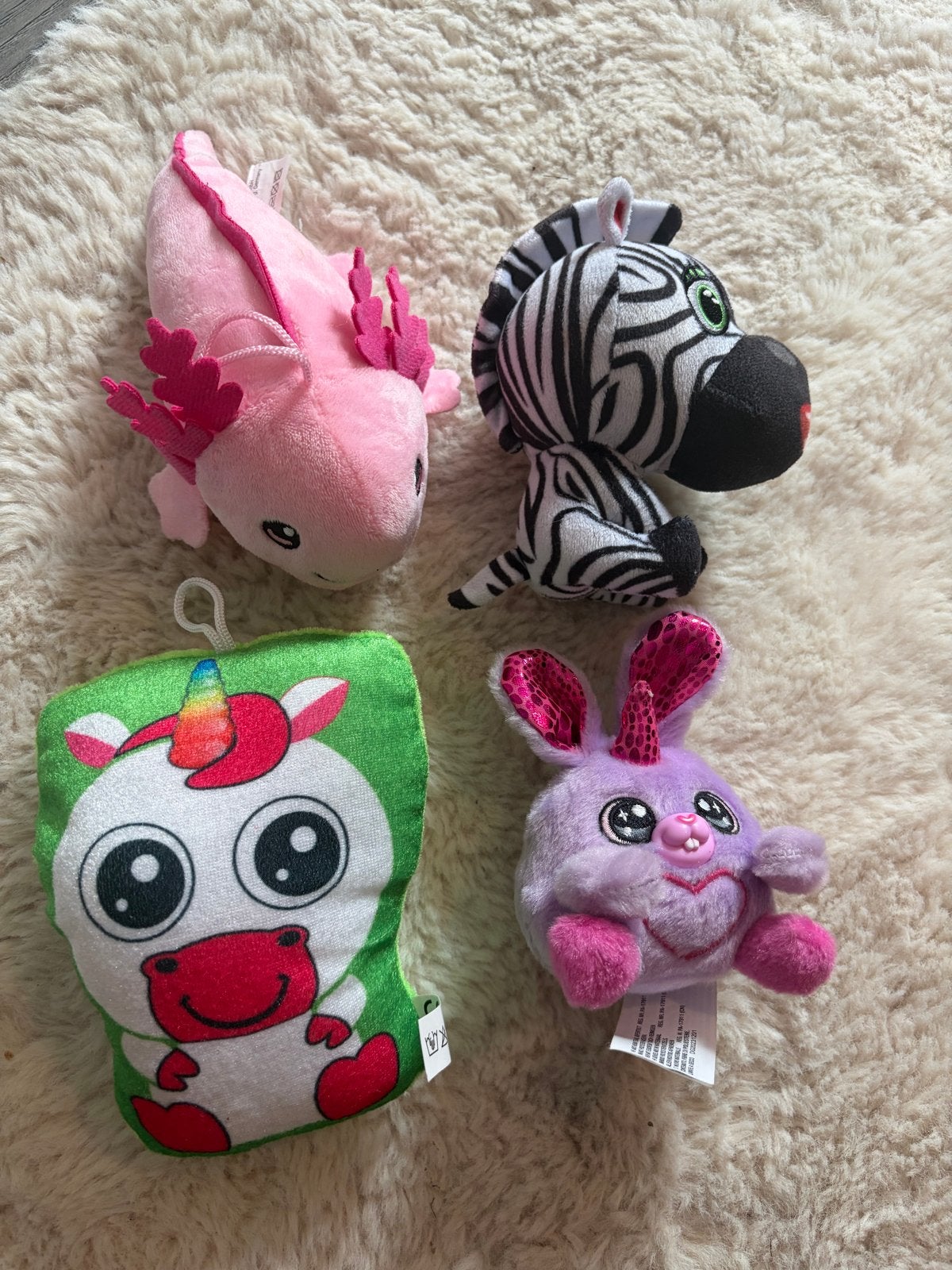 4 diverse knuffeltjes: Axolotl, Zebra, Eenhoorn, Konijn, Gebruikt, Ophalen of Verzenden, Meerkleurig, Klein (minder dan 20 cm)