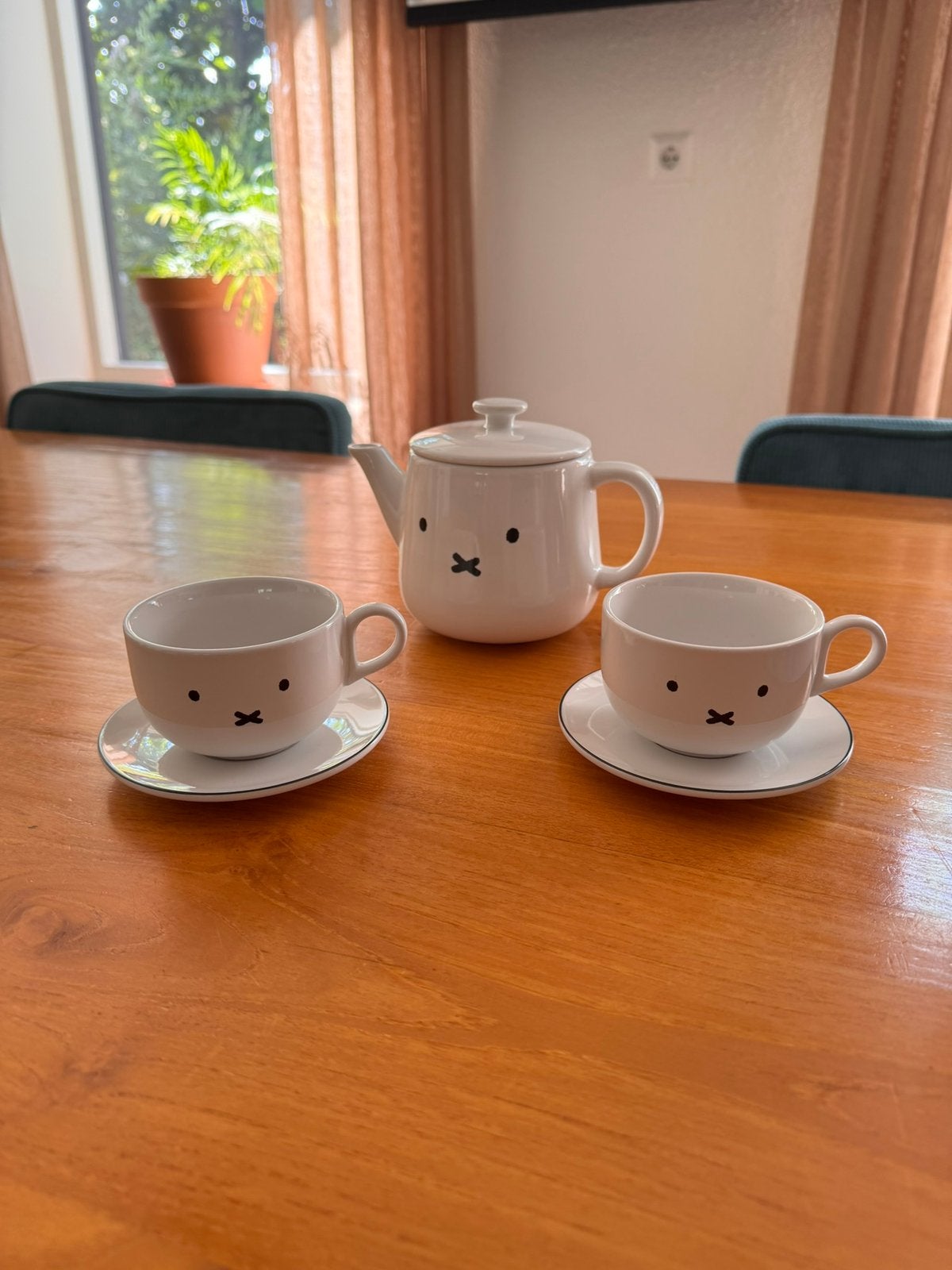 Nijntje theepot, Ophalen, Nieuw