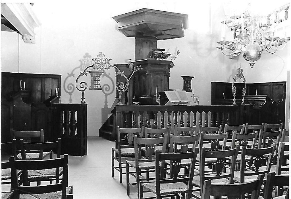 Alkmaar remonstanse kerk interieur ansichtkaart ( a1606 ), Ophalen of Verzenden, 1940 tot 1960, Ongelopen, Noord-Holland