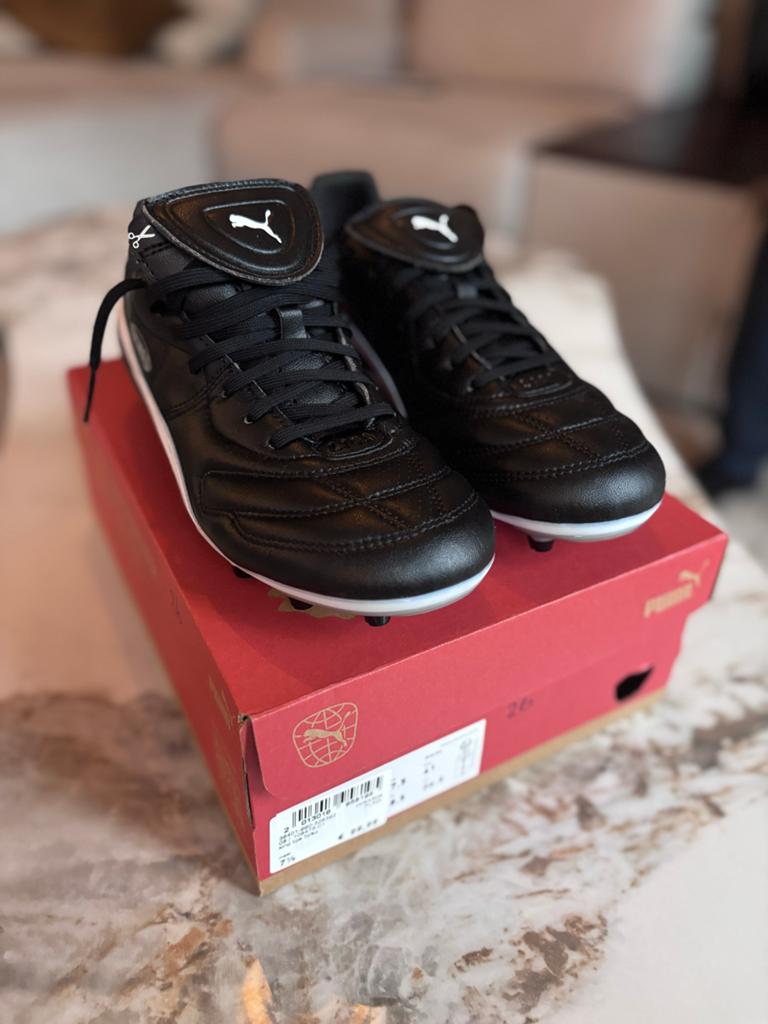 PUMA King FG/AG voetbalschoenen - Maat 41 - Nieuw, Ophalen of Verzenden, Nieuw, Schoenen