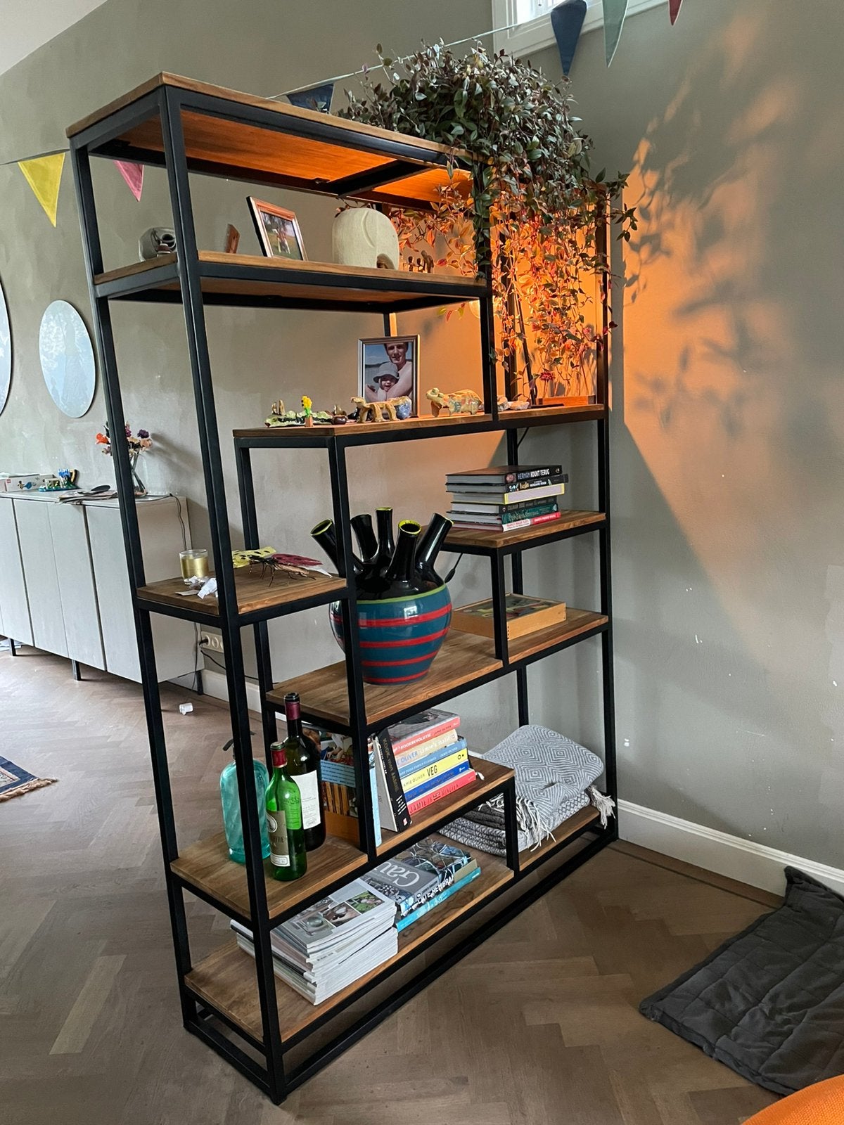 Vakkenkast/ room divider, Ophalen, Zo goed als nieuw
