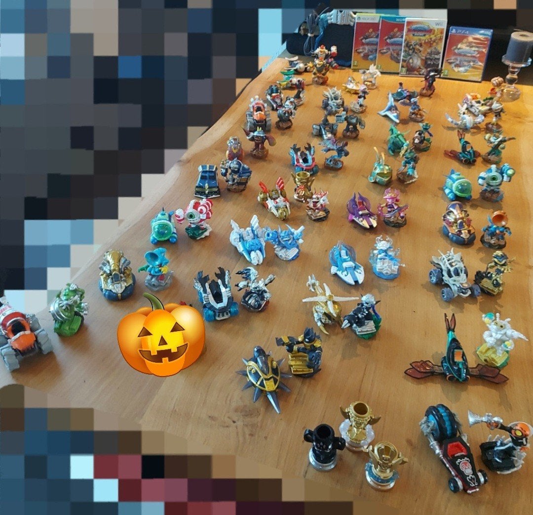 Skylanders SuperChargers en GAME  PS4 / XBOX 360 / WII WIIU, 3 spelers of meer, Ophalen of Verzenden, Zo goed als nieuw, Vanaf 7 jaar
