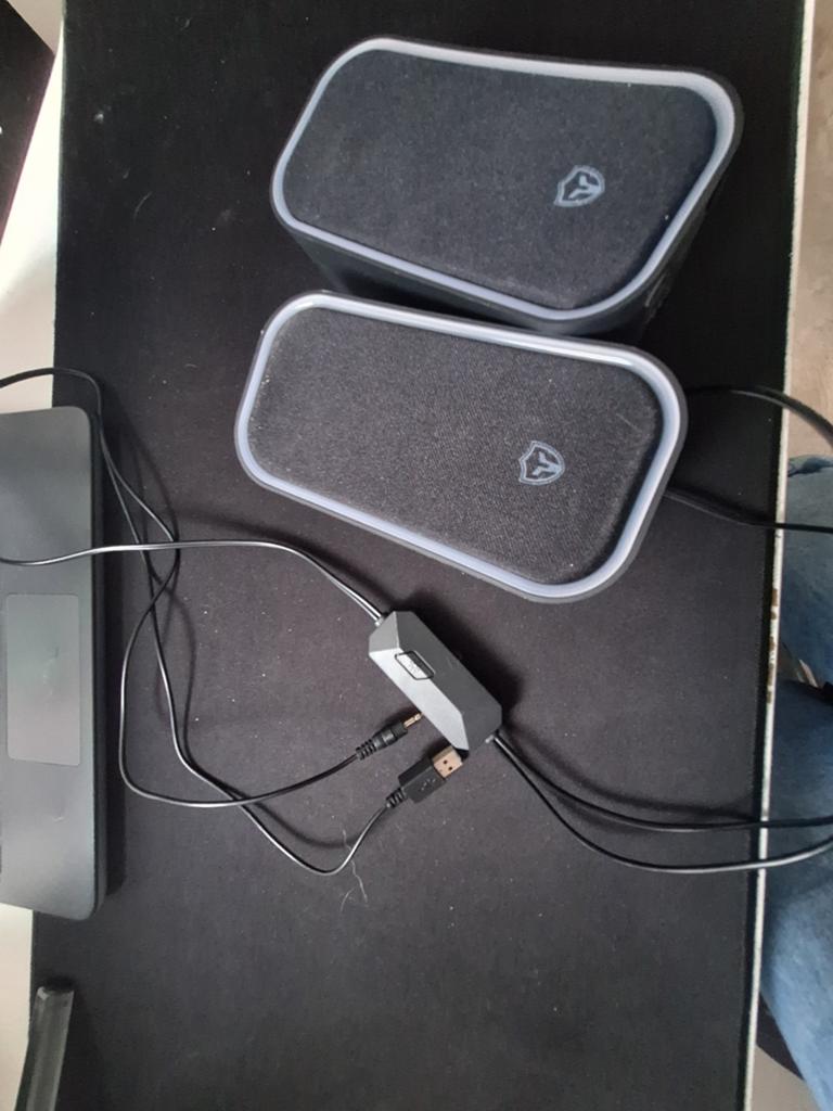 Battletron speakerset, Zo goed als nieuw, Minder dan 60 watt, Front, Rear of Stereo speakers, Ophalen