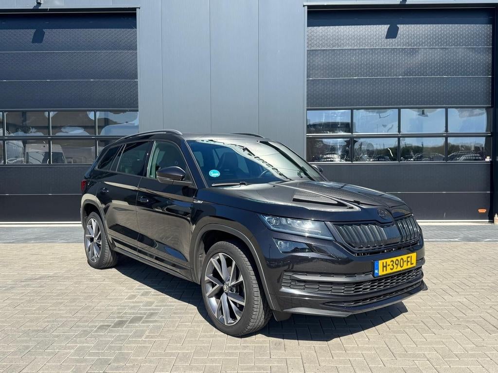 Skoda Kodiaq 1.5 TSI Sportline 7persoons, Auto's, 4 cilinders, 7 stoelen, Zwart, Origineel Nederlands
