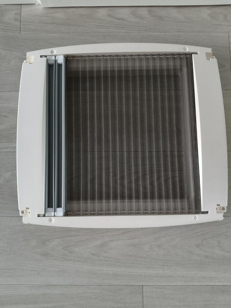 Dakluik verduistering binnenkader onder kader 40x40, Caravans en Kamperen, Caravan accessoires, Ophalen of Verzenden, Zo goed als nieuw