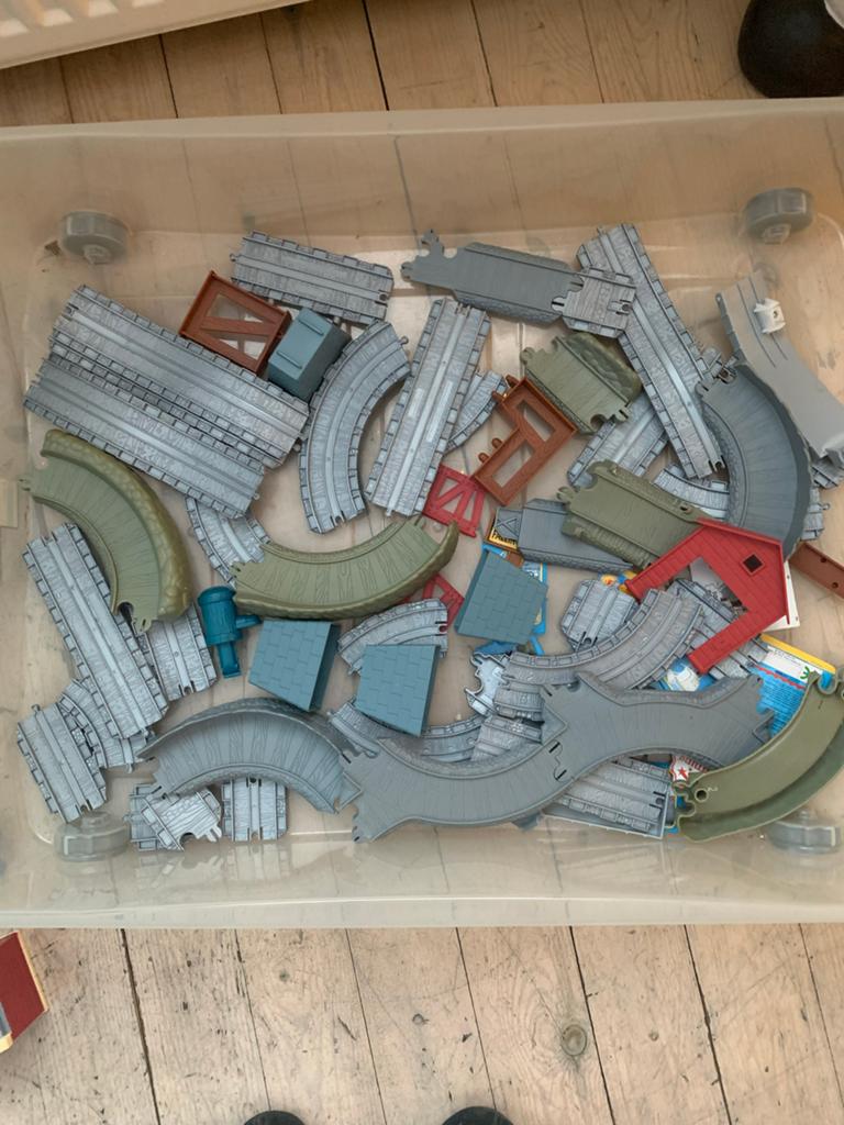 Grote Thomas de Trein collectie: treinen, rails, stations, Ophalen, Zo goed als nieuw