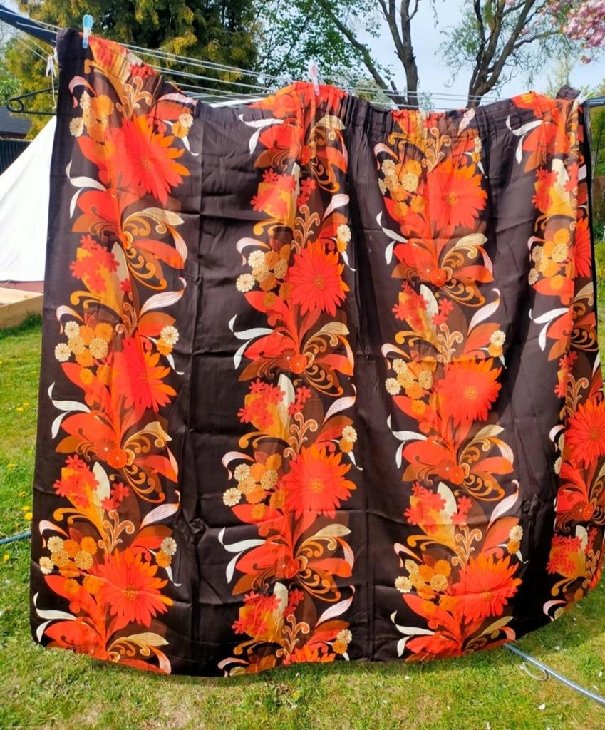 Vintage Gordijn met Bloemenprint - Jaren '70 Stijl, Huis en Inrichting, Stoffering | Gordijnen en Lamellen, Gebruikt, 200 cm of meer