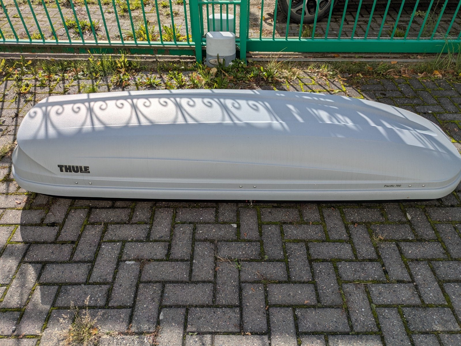 Thule Pacific 700 Dakkoffer - Schadevrije Bagagebox, Auto diversen, Ophalen, Zo goed als nieuw