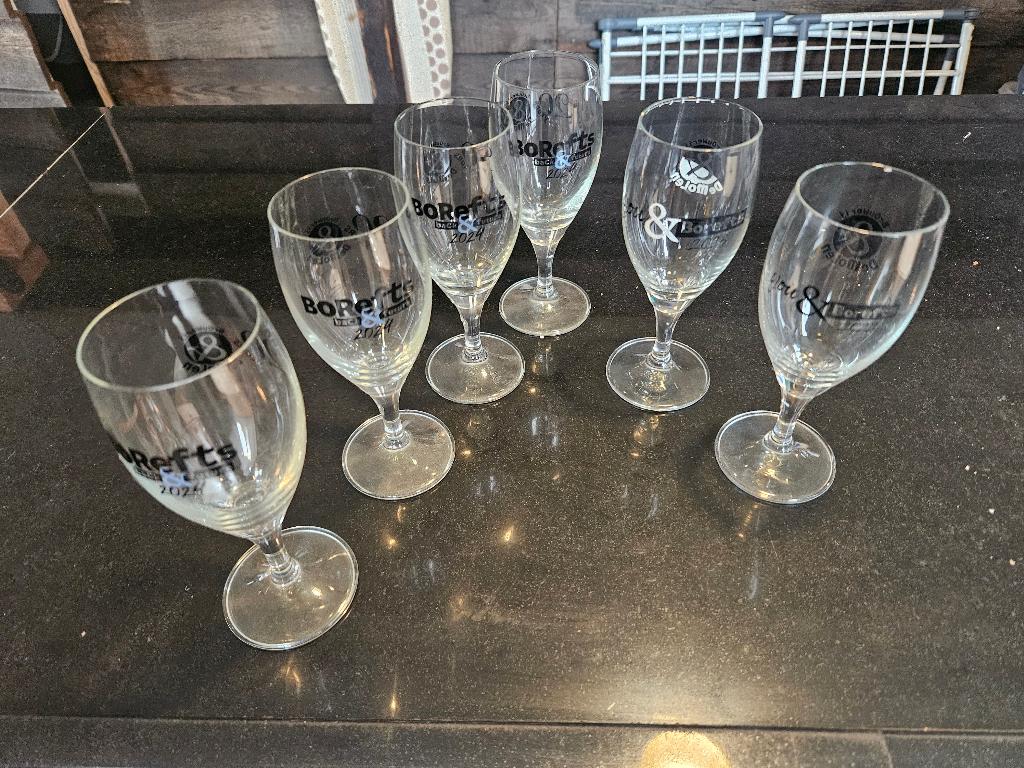 Glaasjes Borefts Bierfestival en Gouds bierfestival 2026, Verzamelen, Glas en Borrelglaasjes, Ophalen, Zo goed als nieuw, Bierglas