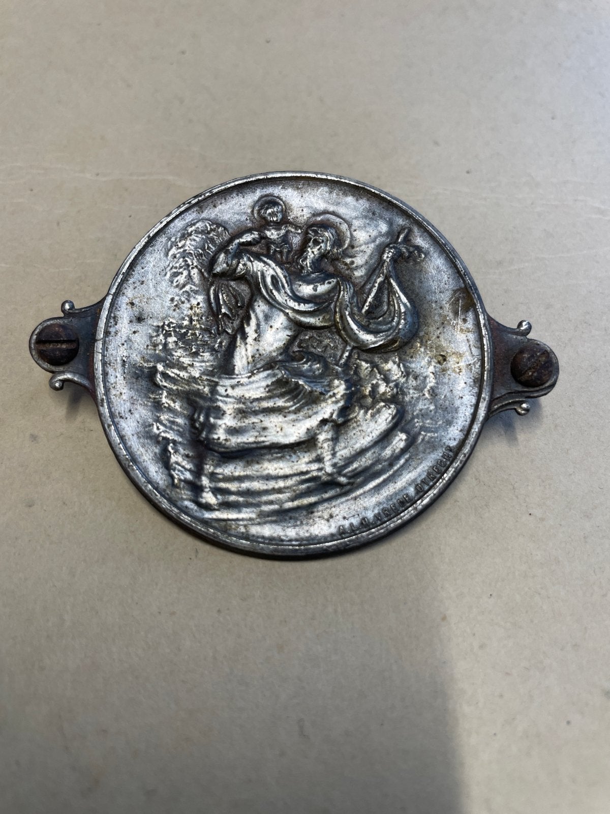 Antieke metalen plaquette met religieuze afbeelding, Ophalen of Verzenden