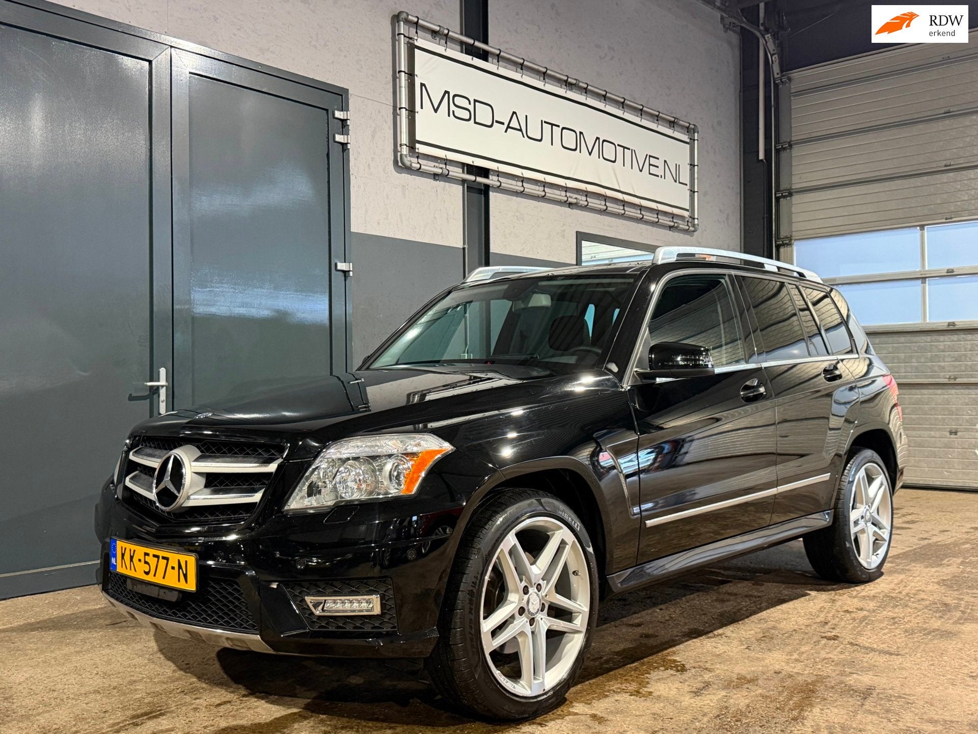 Mercedes-Benz GLK-klasse 350 4-Matic Onderhouden 9 jaar in b, Auto's, Mercedes-Benz, Automaat, Euro 5, 1800 kg, Gebruikt