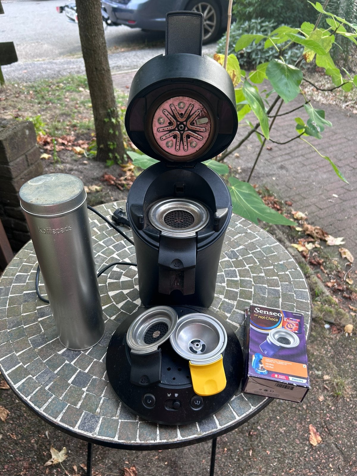 SENSEO PHILIPS igst incl koffiepads en toebehoren, Gebruikt, Koffiemachine, Ophalen of Verzenden, 4 tot 10 kopjes