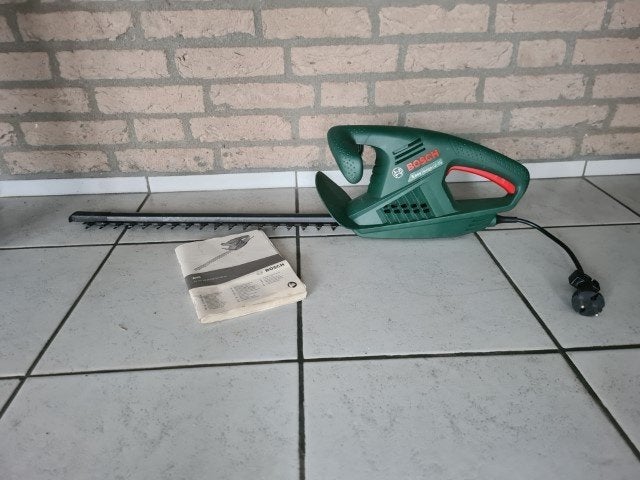 Heggenschaar Bosch Easy Hedge cut nieuw, Ophalen of Verzenden, Nieuw, Elektrisch, Bosch