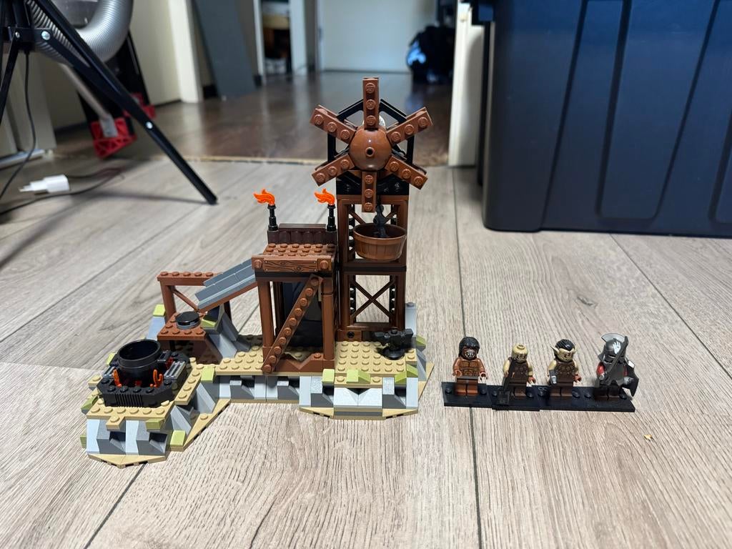 Lego Lord of the Rings Orc Forge 9476, Overige thema's, Lego, Ophalen of Verzenden, Zo goed als nieuw