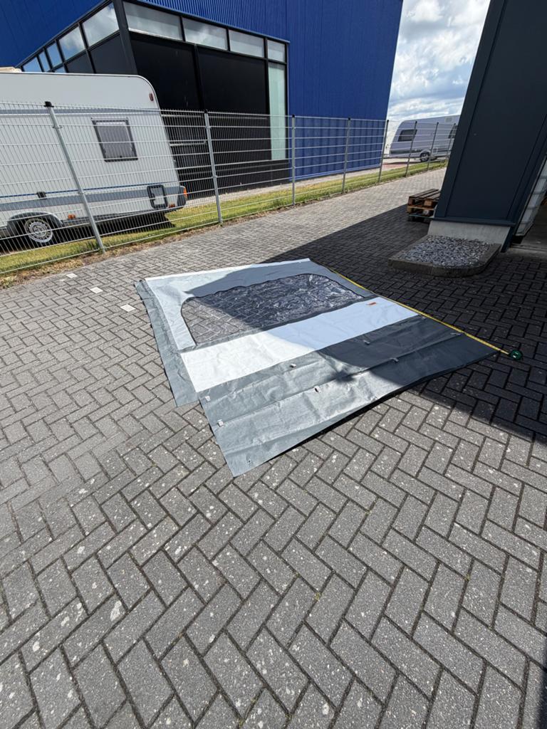 Zijwand voor caravan of camper fiamma, Caravans en Kamperen, Voortenten en Luifels, Ophalen, Zo goed als nieuw, Polyester, Overige merken