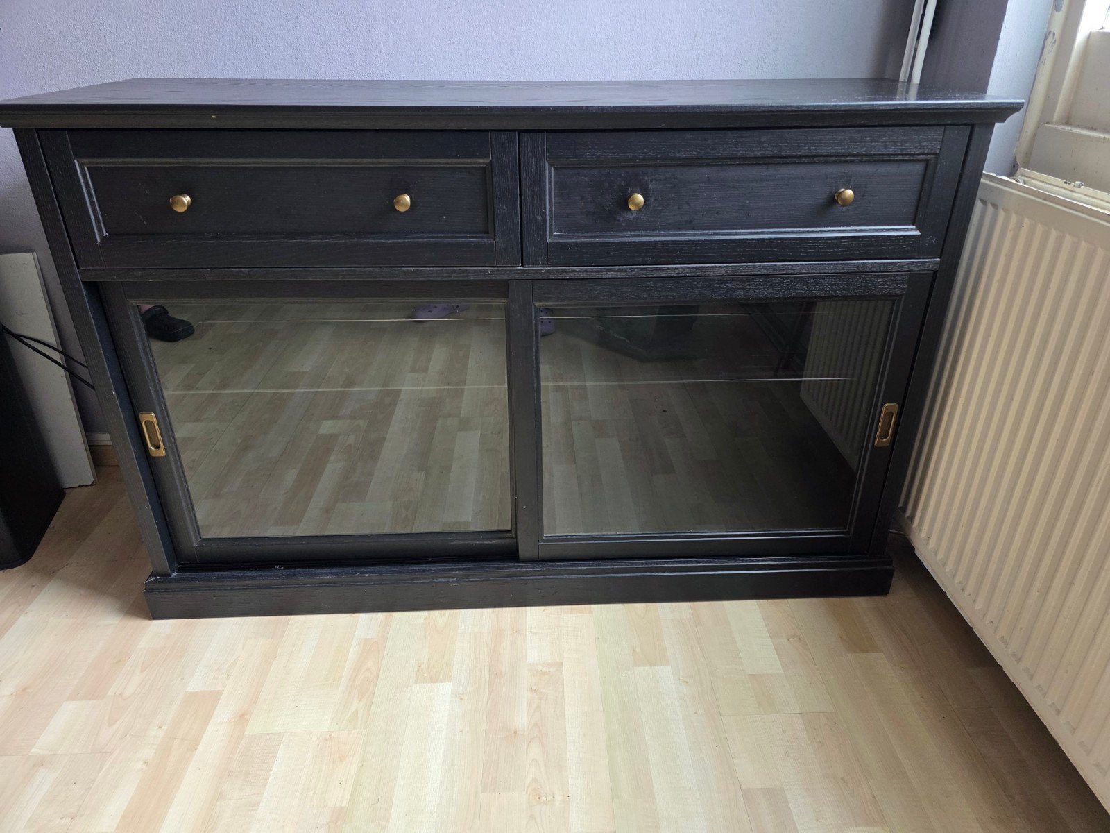 IKEA MALSJÖ dressoir - Zwart met glazen schuifdeuren, Ophalen, Modern, Klassiek, Gebruikt, Glas
