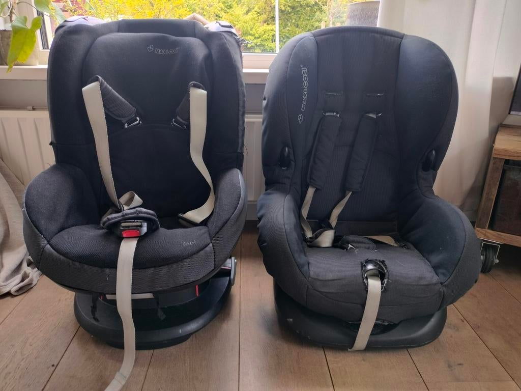 Twee autostoelen gratis af te halen, Kinderen en Baby's, Autostoeltjes, 15 t/m 36 kg, Slaapstand, Ophalen of Verzenden, Maxi-Cosi