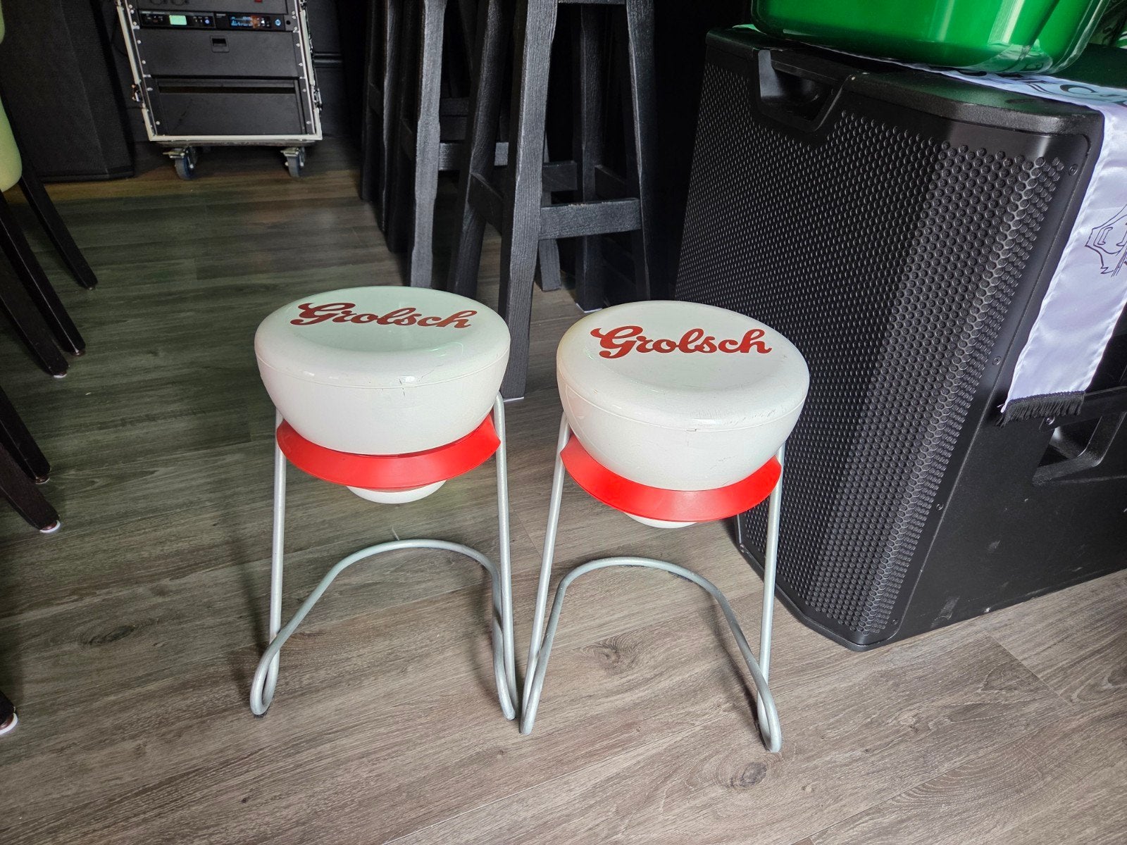 Set van 2 Grolsch krukjes, Ophalen, Gebruikt, IJzer